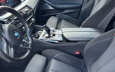 BMW 5 серия, 2018 год, 3 659 000 рублей, 7 фотография