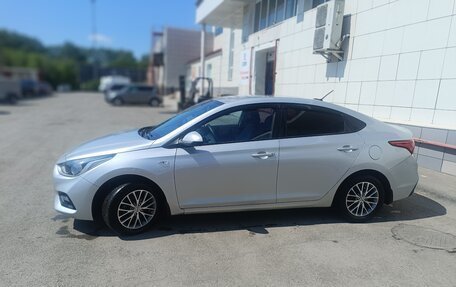 Hyundai Solaris II рестайлинг, 2019 год, 1 370 000 рублей, 5 фотография
