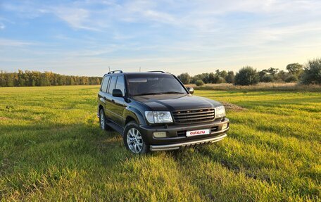 Toyota Land Cruiser 100 рестайлинг 2, 2003 год, 3 050 000 рублей, 8 фотография