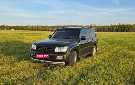 Toyota Land Cruiser 100 рестайлинг 2, 2003 год, 3 050 000 рублей, 7 фотография