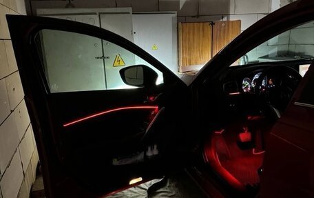 Mazda 6, 2015 год, 2 000 000 рублей, 11 фотография