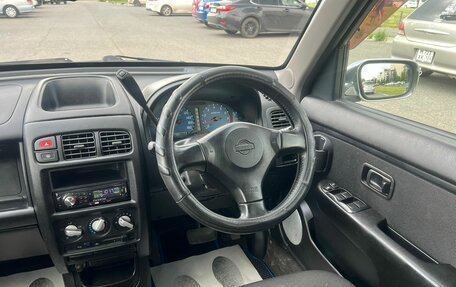 Nissan Cube II, 2001 год, 339 000 рублей, 17 фотография