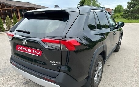 Toyota RAV4, 2024 год, 3 870 000 рублей, 7 фотография