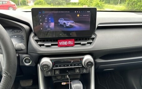 Toyota RAV4, 2024 год, 3 870 000 рублей, 13 фотография