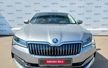 Skoda Superb III рестайлинг, 2025 год, 4 200 000 рублей, 3 фотография