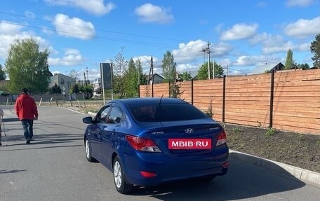 Hyundai Solaris II рестайлинг, 2012 год, 730 000 рублей, 5 фотография
