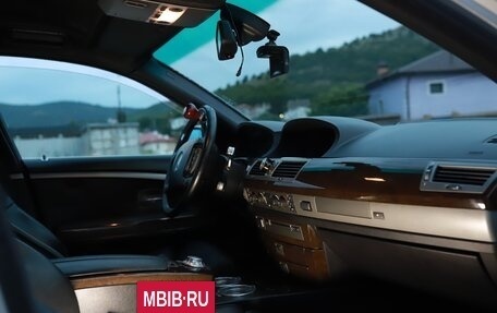 BMW 7 серия, 2002 год, 900 000 рублей, 24 фотография