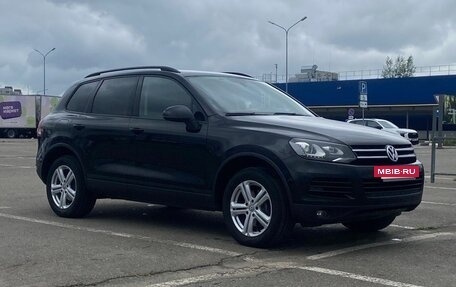 Volkswagen Touareg III, 2011 год, 2 350 000 рублей, 9 фотография