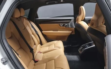 Volvo S90 II рестайлинг, 2022 год, 3 550 000 рублей, 19 фотография