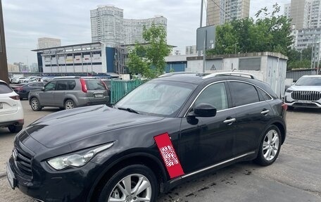 Infiniti FX II, 2013 год, 2 250 000 рублей, 2 фотография