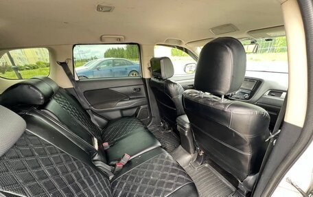 Mitsubishi Outlander III рестайлинг 3, 2015 год, 1 450 000 рублей, 11 фотография