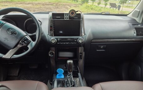 Toyota Land Cruiser Prado 150 рестайлинг 2, 2012 год, 3 800 000 рублей, 8 фотография