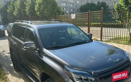 Toyota Land Cruiser Prado 150 рестайлинг 2, 2012 год, 3 800 000 рублей, 12 фотография