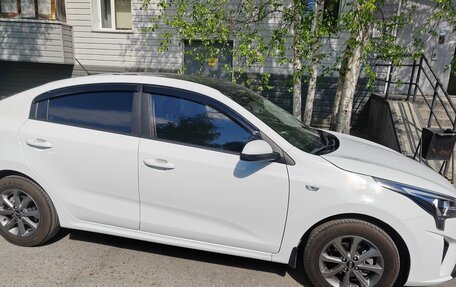 KIA Rio IV, 2020 год, 1 900 000 рублей, 3 фотография