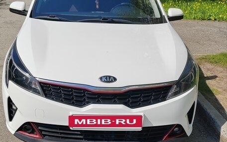 KIA Rio IV, 2020 год, 1 900 000 рублей, 2 фотография