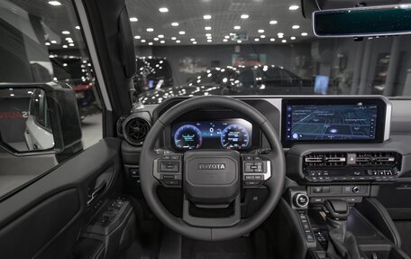 Toyota Land Cruiser Prado, 2024 год, 9 390 000 рублей, 29 фотография