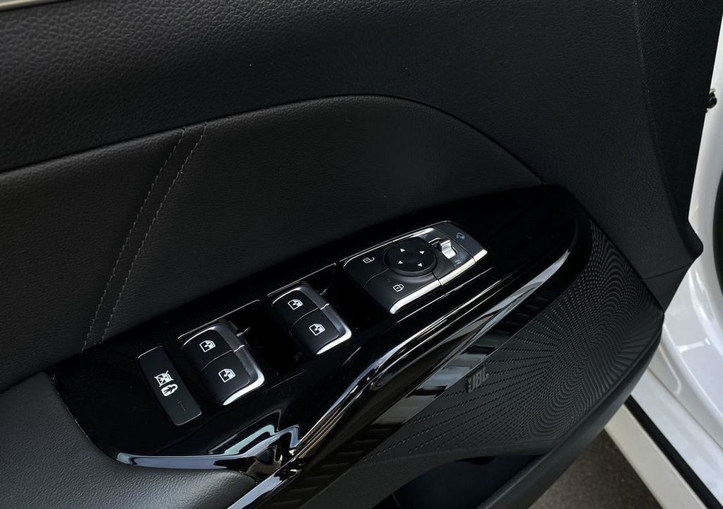KIA K5, 2023 год, 3 499 000 рублей, 23 фотография