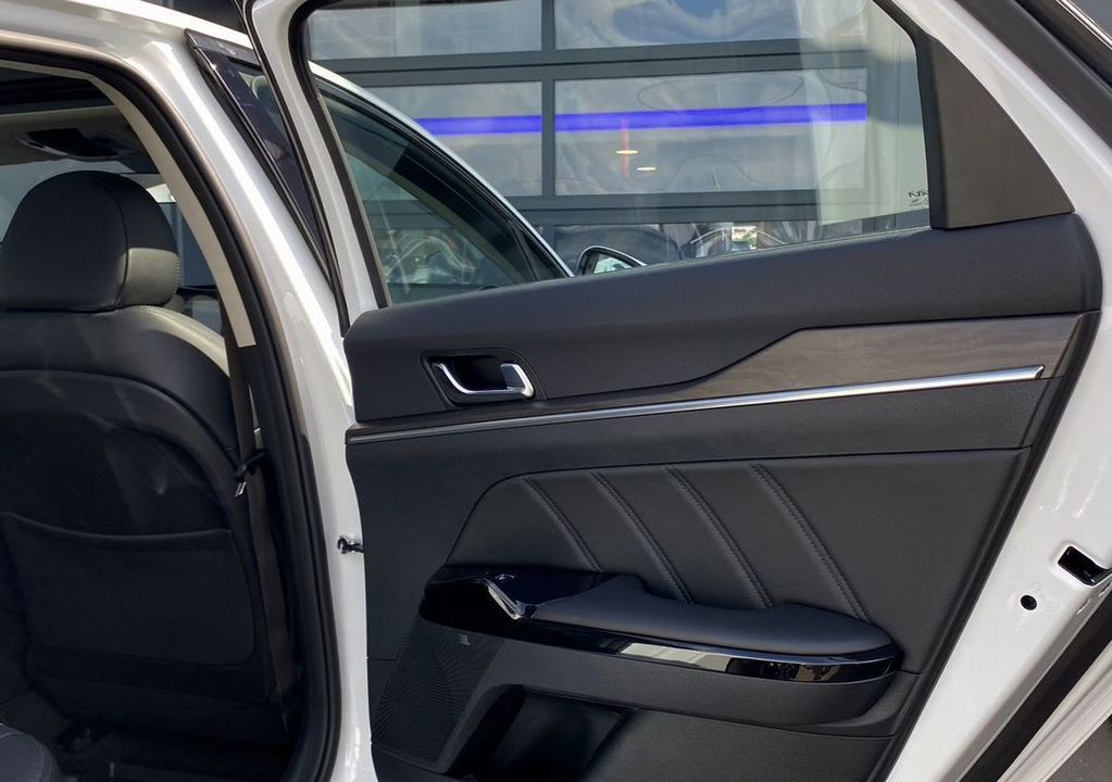 KIA K5, 2023 год, 3 499 000 рублей, 36 фотография