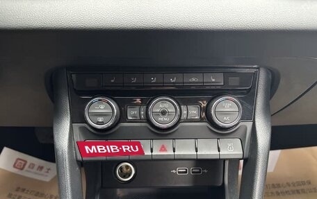 Skoda Karoq I, 2021 год, 1 570 000 рублей, 13 фотография
