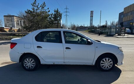 Renault Logan II, 2017 год, 400 000 рублей, 7 фотография
