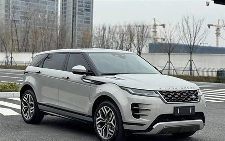 Land Rover Range Rover Evoque II, 2022 год, 2 600 000 рублей, 3 фотография