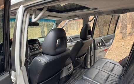 Mitsubishi Pajero III рестайлинг, 2003 год, 885 000 рублей, 22 фотография