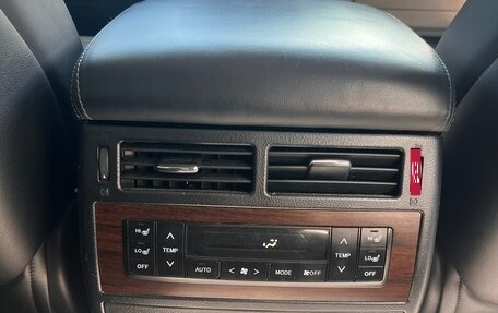 Toyota Land Cruiser 200, 2017 год, 5 750 000 рублей, 4 фотография