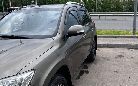 Toyota RAV4, 2011 год, 1 350 000 рублей, 2 фотография