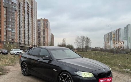 BMW 5 серия, 2013 год, 1 490 000 рублей, 4 фотография