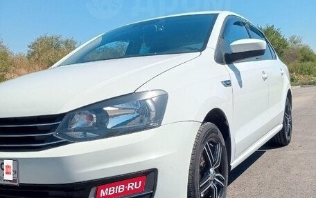 Volkswagen Polo VI (EU Market), 2017 год, 1 020 000 рублей, 1 фотография