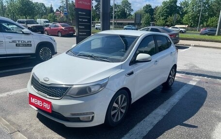 KIA Rio III рестайлинг, 2016 год, 999 000 рублей, 1 фотография