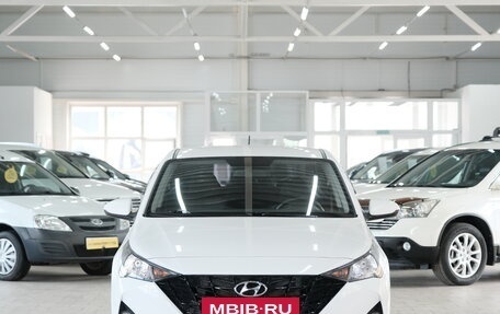 Hyundai Solaris II рестайлинг, 2021 год, 1 739 000 рублей, 3 фотография