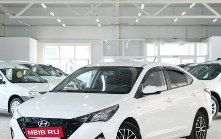 Hyundai Solaris II рестайлинг, 2021 год, 1 739 000 рублей, 4 фотография
