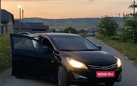 Hyundai Solaris II рестайлинг, 2016 год, 880 000 рублей, 7 фотография