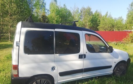 Peugeot Partner II рестайлинг 2, 2010 год, 250 000 рублей, 2 фотография