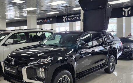 Mitsubishi L200 IV рестайлинг, 2022 год, 4 190 000 рублей, 2 фотография