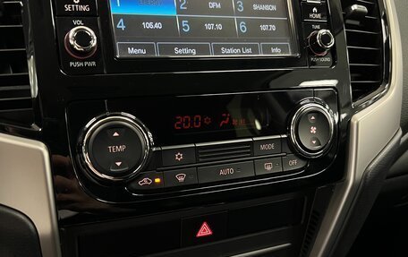 Mitsubishi L200 IV рестайлинг, 2022 год, 4 190 000 рублей, 28 фотография