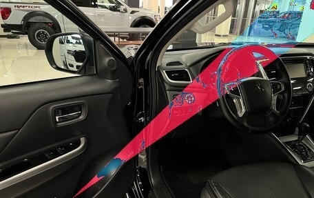 Mitsubishi L200 IV рестайлинг, 2022 год, 4 190 000 рублей, 15 фотография