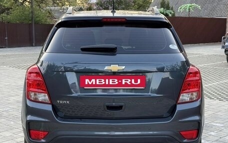 Chevrolet Trax, 2022 год, 1 550 000 рублей, 4 фотография