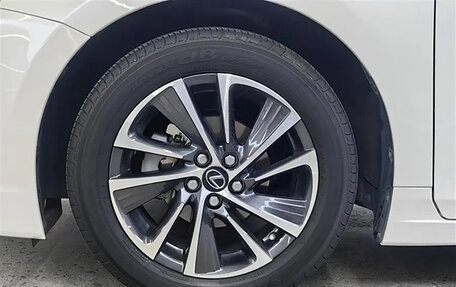 Lexus CT I рестайлинг, 2021 год, 2 100 000 рублей, 13 фотография