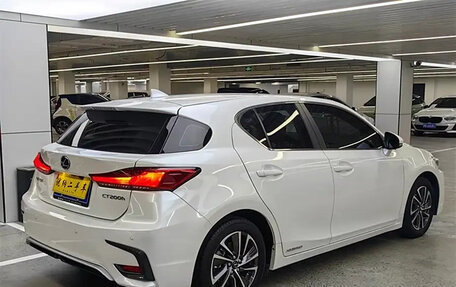 Lexus CT I рестайлинг, 2021 год, 2 100 000 рублей, 18 фотография