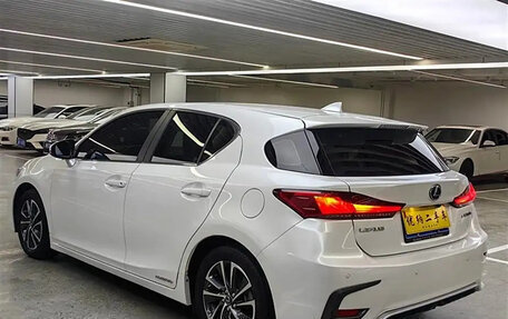 Lexus CT I рестайлинг, 2021 год, 2 100 000 рублей, 20 фотография