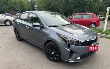KIA Rio IV, 2020 год, 1 350 000 рублей, 2 фотография