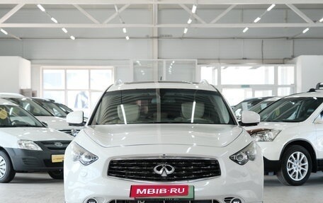 Infiniti FX II, 2011 год, 2 179 000 рублей, 3 фотография