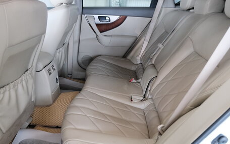 Infiniti FX II, 2011 год, 2 179 000 рублей, 28 фотография