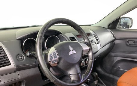 Mitsubishi Outlander III рестайлинг 3, 2011 год, 1 099 000 рублей, 11 фотография