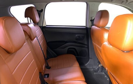 Mitsubishi Outlander III рестайлинг 3, 2011 год, 1 099 000 рублей, 17 фотография