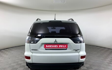 Mitsubishi Outlander III рестайлинг 3, 2011 год, 1 099 000 рублей, 6 фотография