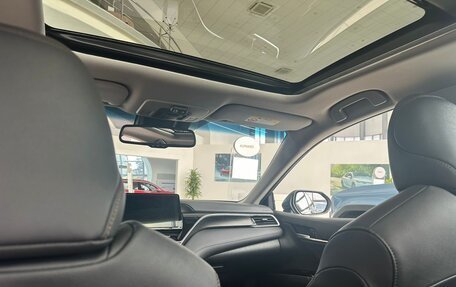 Toyota Camry, 2022 год, 3 990 000 рублей, 12 фотография