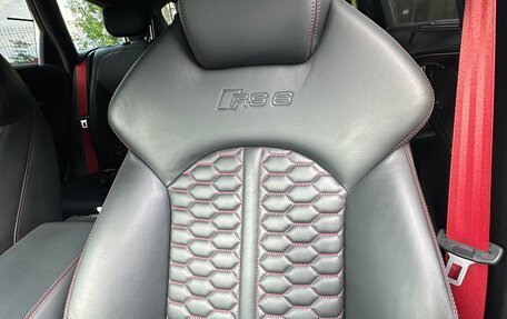 Audi RS 6, 2016 год, 8 650 000 рублей, 27 фотография